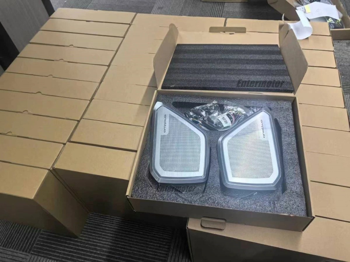Audi A6 S6 A7 S7 Rs7 S6 C8 Door Speaker Cover Multi-Color Ambient Light Metal Speaker Cover 6 Audi A6 S6 A7 S7 RS7 S6 C8 door speaker cover multi-color ambient light metal speaker cover - Image 6