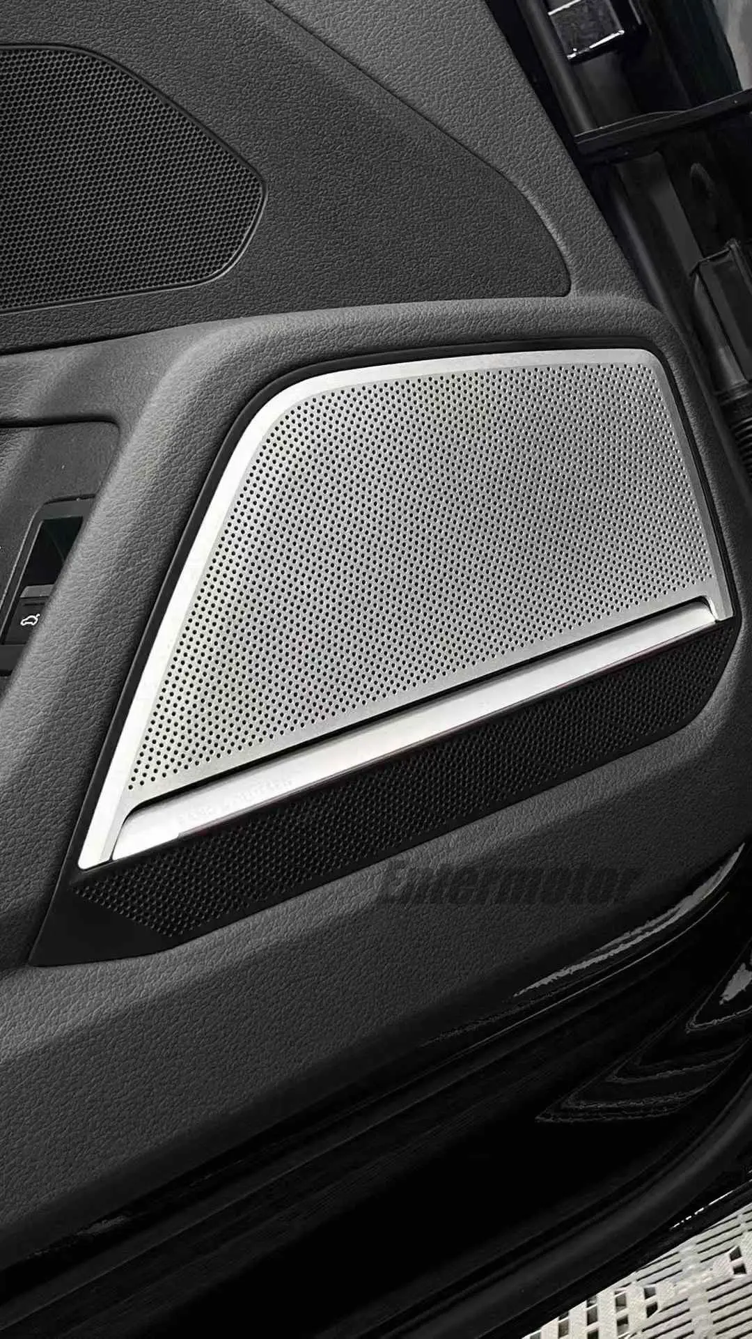Audi A6 A7 S7 Rs7 S6 Rs6 C8 Door Speaker Cover Multi-Color Ambient Light Metal Speaker Cover 7 Audi A6 A7 S7 RS7 S6 RS6 C8 door Speaker Cover multi-color ambient light metal speaker cover - Image 7